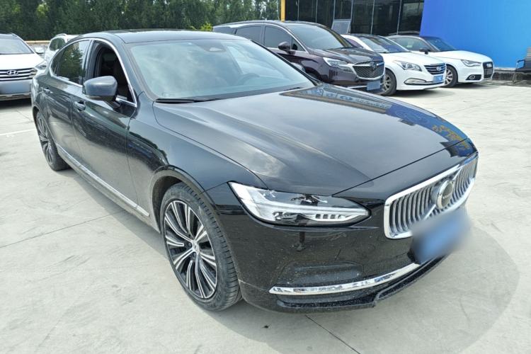 Used Volvo S90 2024 B5 Zhiyuan Luxury Edition Front Right 45 Deg