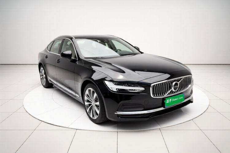 Used Volvo S90 2024 B5 Zhiyi Luxury Edition Front Right 45 Deg