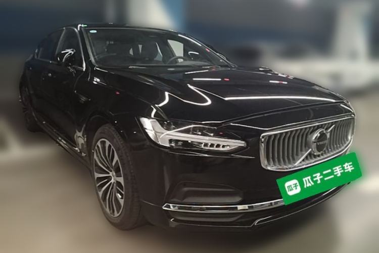 Used Volvo S90 2024 B5 Zhiyi Luxury Edition Front Right 45 Deg