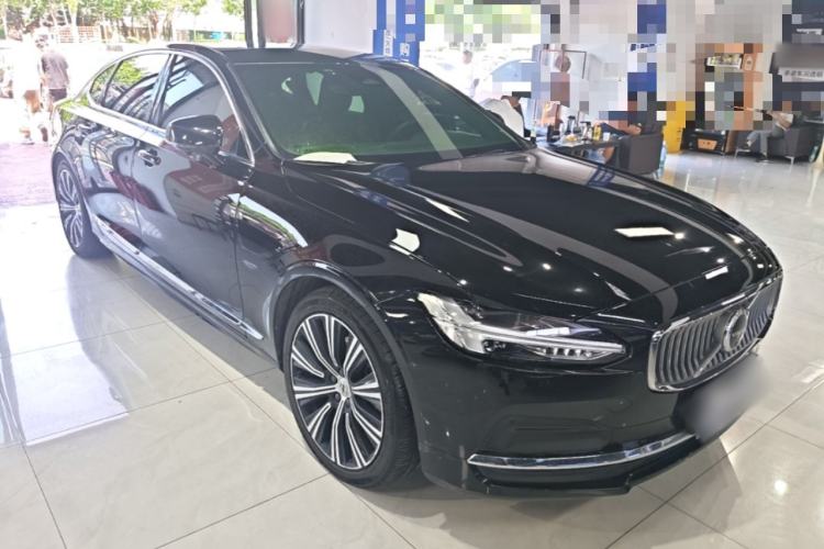 Used Volvo S90 2024 B5 Zhiyuan Luxury Edition Front Right 45 Deg