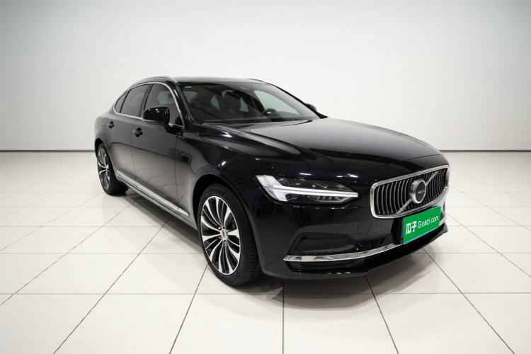 Used Volvo S90 2024 B5 Zhiyi Luxury Edition Front Right 45 Deg