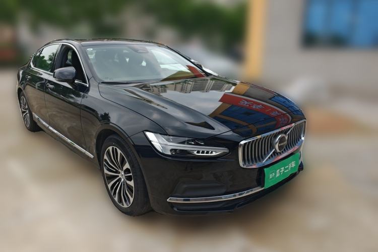 Used Volvo S90 2024 B5 Zhiyi Luxury Edition Front Right 45 Deg