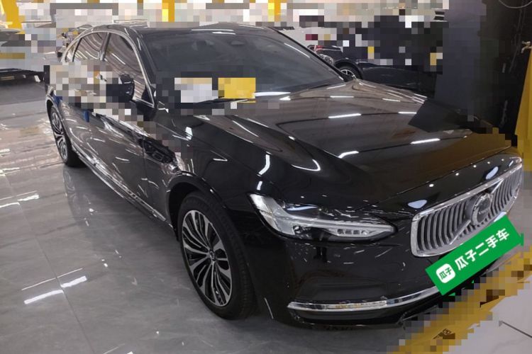 Used Volvo S90 2024 B5 Zhiyi Luxury Edition Front Right 45 Deg
