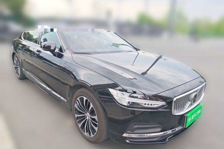 Used Volvo S90 2024 B5 Zhiyi Luxury Edition Front Right 45 Deg