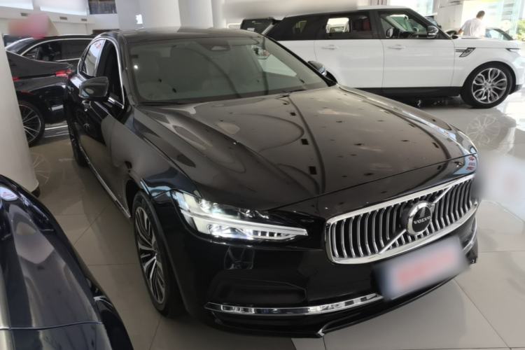 Used Volvo S90 2024 B5 Zhiyi Luxury Edition Front Right 45 Deg