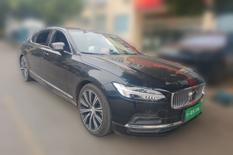 Used Volvo S90 2024 B5 Zhiyuan Luxury Edition Front Right 45 Deg