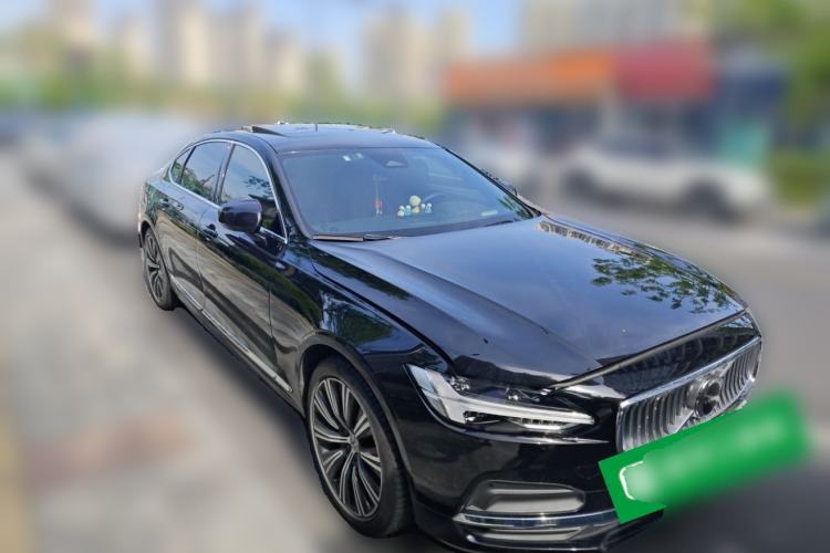 Used Volvo S90 2024 B5 Zhiyuan Luxury Edition Front Right 45 Deg