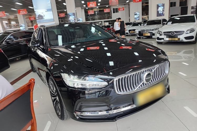 Used Volvo S90 2024 B5 Zhiyi Luxury Edition Front Right 45 Deg