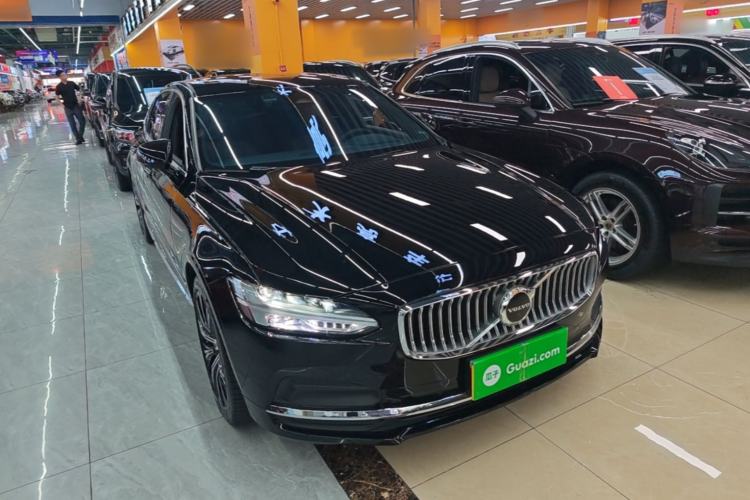 Used Volvo S90 2024 B5 Zhiyuan Luxury Edition Front Right 45 Deg