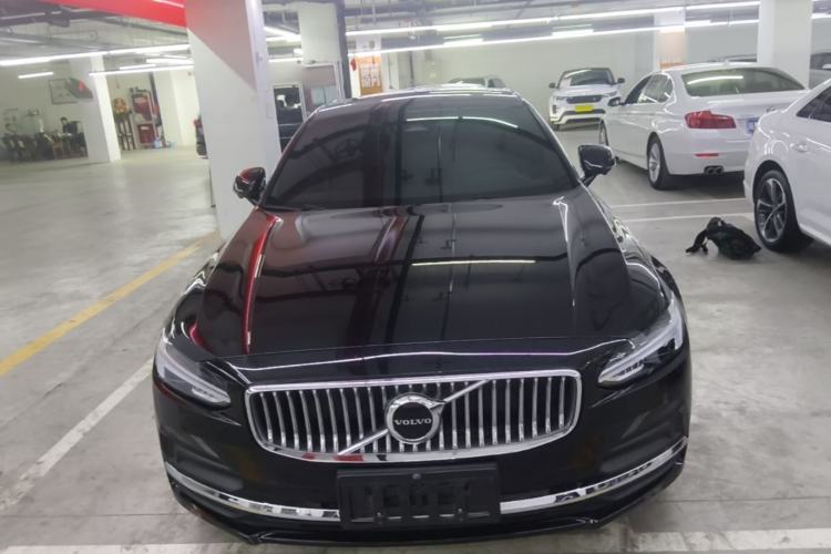 Used Volvo S90 2024 B5 Zhiyi Luxury Edition Front