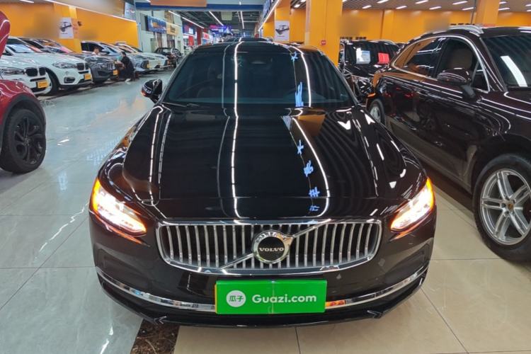 Used Volvo S90 2024 B5 Zhiyuan Luxury Edition Front