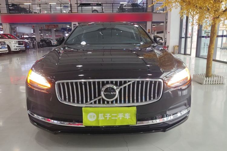 Used Volvo S90 2024 B5 Zhiyuan Luxury Edition Front