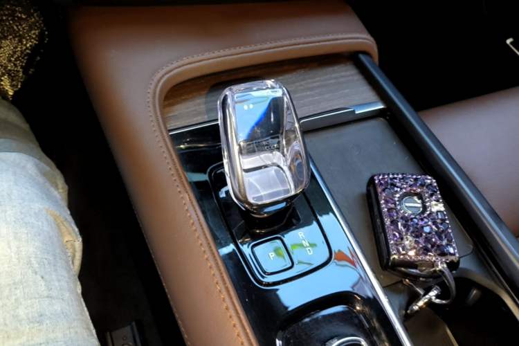 Used Volvo S90 2024 B5 Zhiyuan Luxury Edition Gear Lever