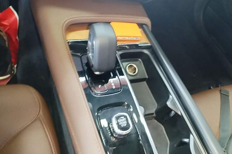 Used Volvo S90 2024 B5 Zhiyi Luxury Edition Gear Lever