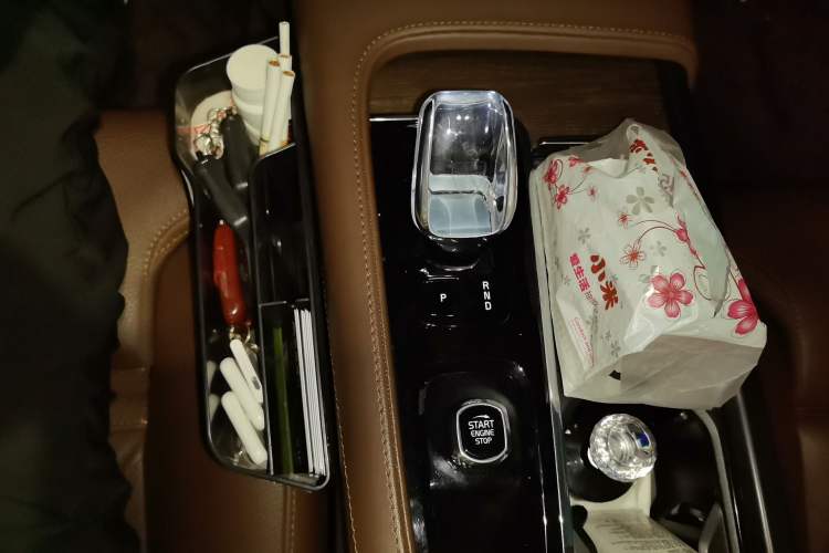 Used Volvo S90 2024 B5 Zhiyuan Luxury Edition Gear Lever