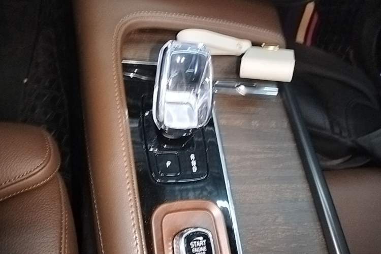 Used Volvo S90 2024 B5 Zhiyuan Luxury Edition Gear Lever