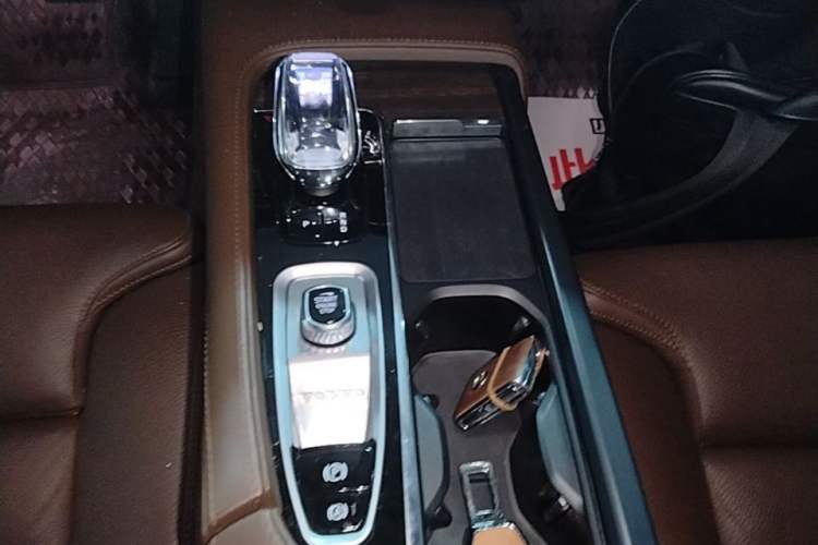 Used Volvo S90 2024 B5 Zhiyuan Luxury Edition Gear Lever