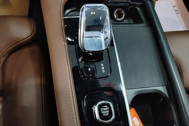 Used Volvo S90 2024 B5 Zhiyuan Luxury Edition Gear Lever