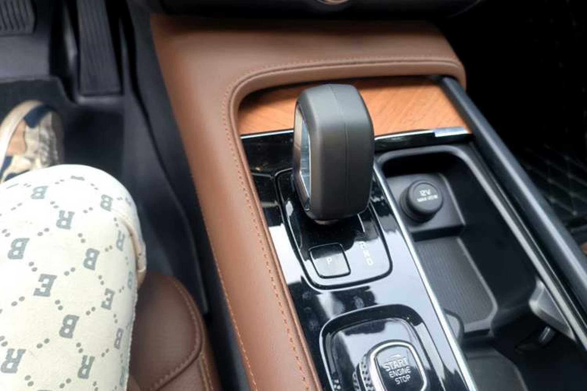 Used Volvo S90 2024 B5 Zhiyi Luxury Edition Gear Lever