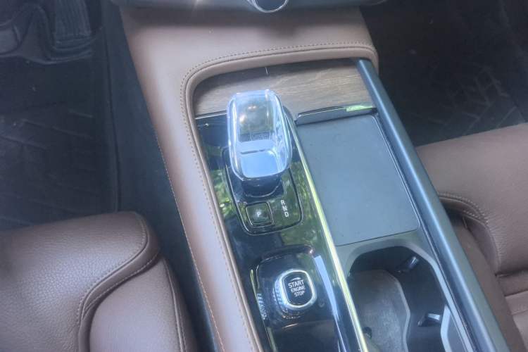 Used Volvo S90 2024 B5 Zhiyuan Luxury Edition Gear Lever
