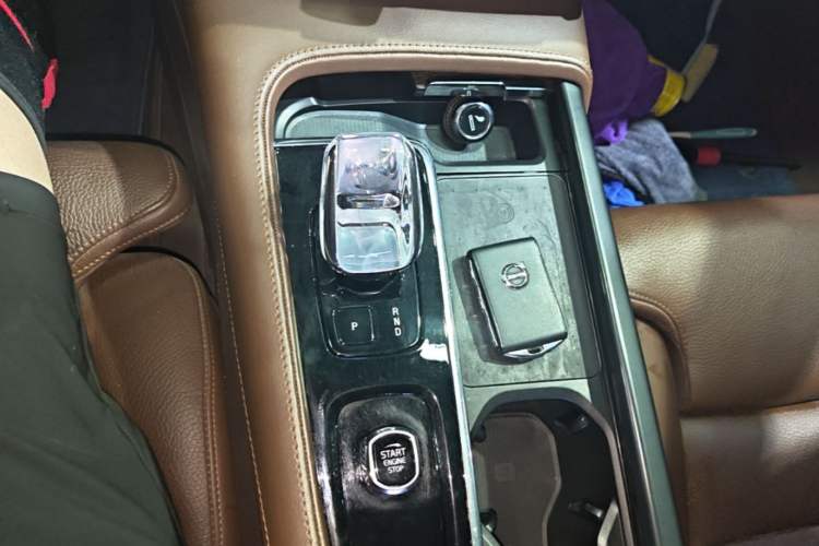 Used Volvo S90 2024 B5 Zhiyuan Luxury Edition Gear Lever