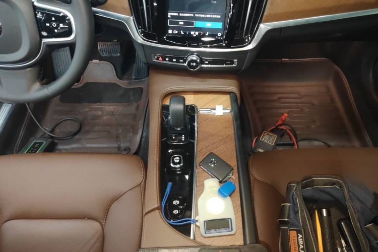 Used Volvo S90 2024 B5 Zhiyi Luxury Edition Gear Lever