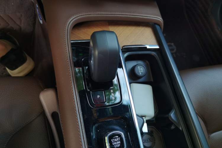 Used Volvo S90 2024 B5 Zhiyi Luxury Edition Gear Lever