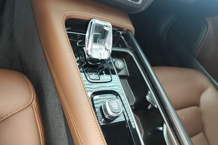 Used Volvo S90 2024 B5 Zhiyi Luxury Edition Gear Lever