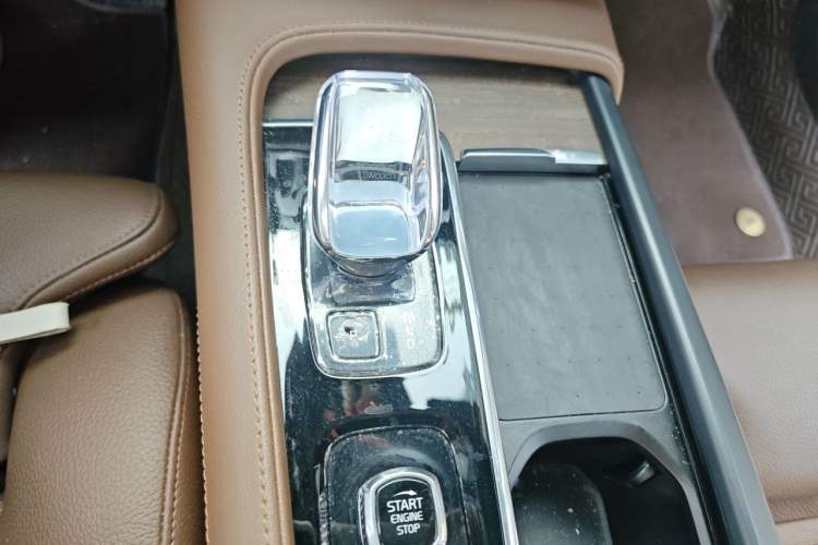 Used Volvo S90 2024 B5 Zhiyuan Luxury Edition Gear Lever