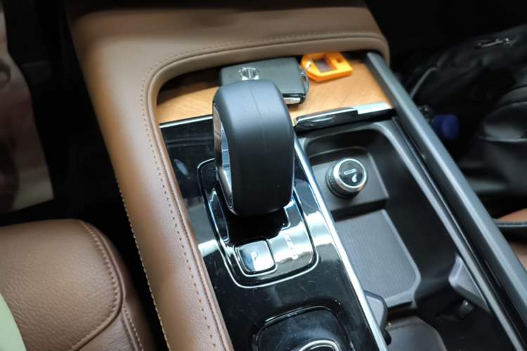 Used Volvo S90 2024 B5 Zhiyi Luxury Edition Gear Lever