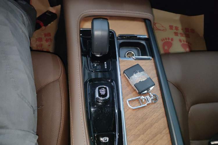 Used Volvo S90 2024 B5 Zhiyi Luxury Edition Gear Lever