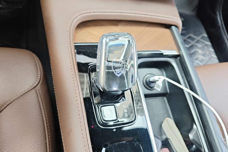 Used Volvo S90 2024 B5 Zhiyi Luxury Edition Gear Lever