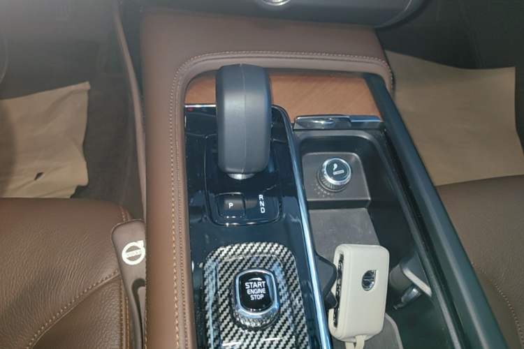 Used Volvo S90 2024 B5 Zhiyi Luxury Edition Gear Lever