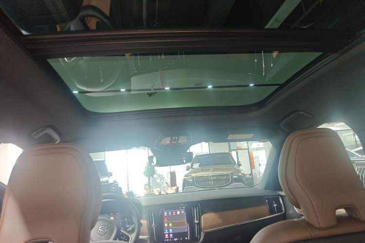 Used Volvo S90 2024 B5 Zhiyi Luxury Edition Headliner