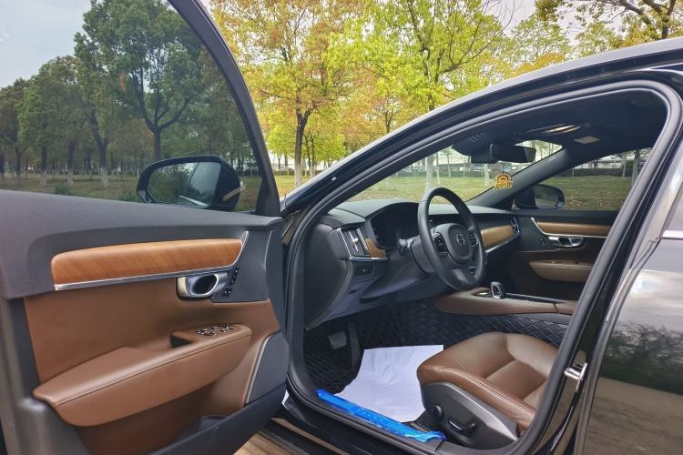 Used Volvo S90 2024 B5 Zhiyi Luxury Edition Interior 1