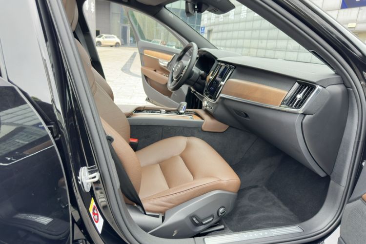 Used Volvo S90 2024 B5 Zhiyi Luxury Edition Interior 10