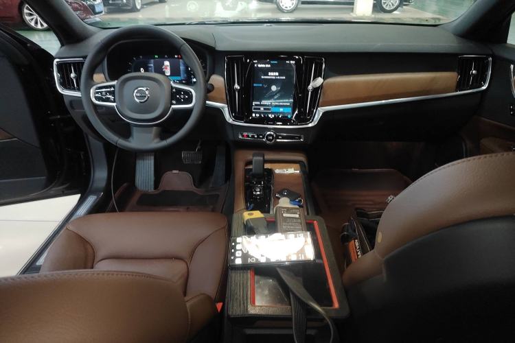 Used Volvo S90 2024 B5 Zhiyi Luxury Edition Interior 2