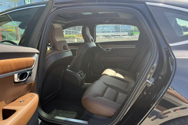 Used Volvo S90 2024 B5 Zhiyi Luxury Edition Interior 2