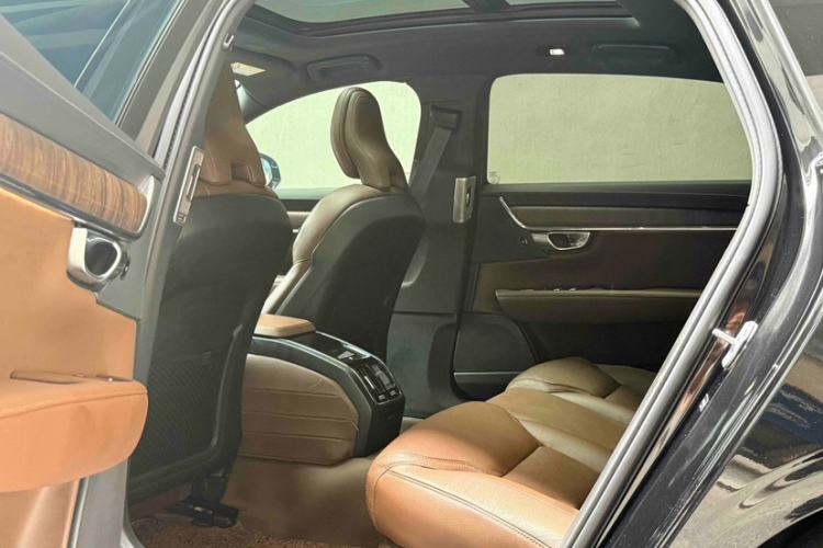 Used Volvo S90 2024 B5 Zhiyuan Luxury Edition Interior 2