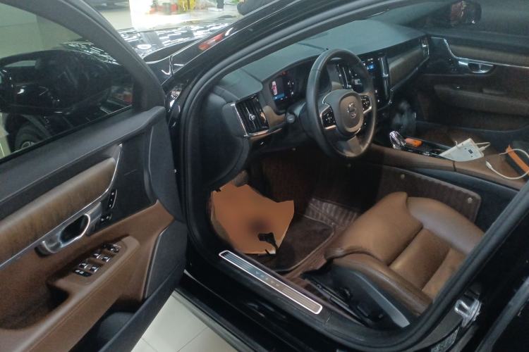 Used Volvo S90 2024 B5 Zhiyuan Luxury Edition Interior 3