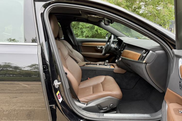 Used Volvo S90 2024 B5 Zhiyi Luxury Edition Interior 4