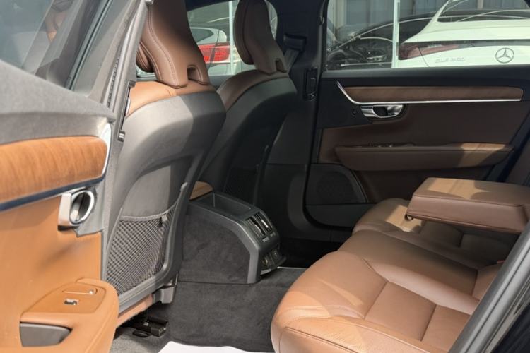 Used Volvo S90 2024 B5 Zhiyi Luxury Edition Interior 4