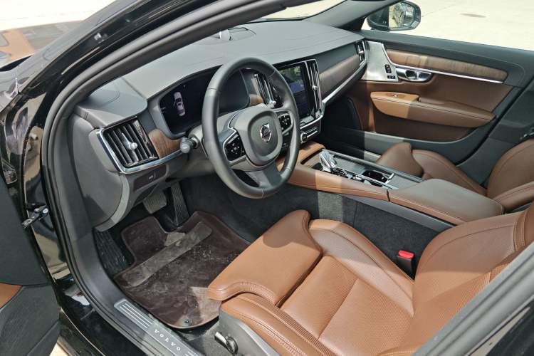 Used Volvo S90 2024 B5 Zhiyi Luxury Edition Interior 4