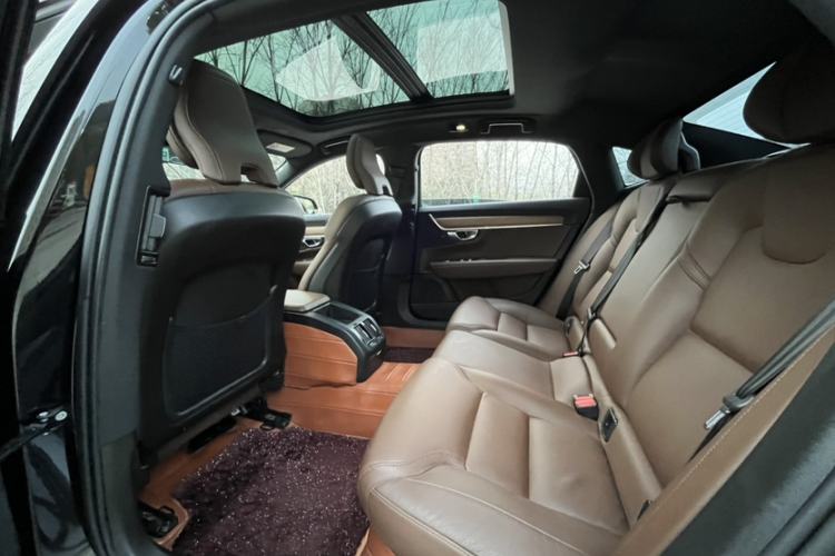 Used Volvo S90 2024 B5 Zhiyi Luxury Edition Interior 4
