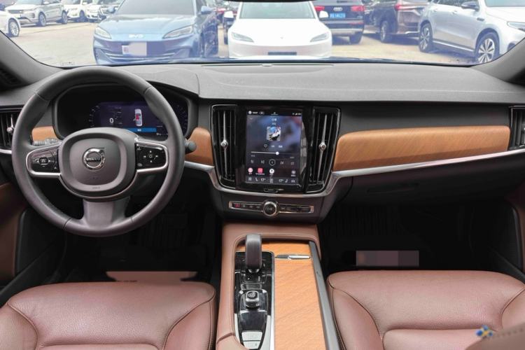 Used Volvo S90 2024 B5 Zhiyi Luxury Edition Interior 4