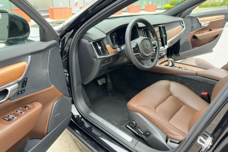 Used Volvo S90 2024 B5 Zhiyi Luxury Edition Interior 5