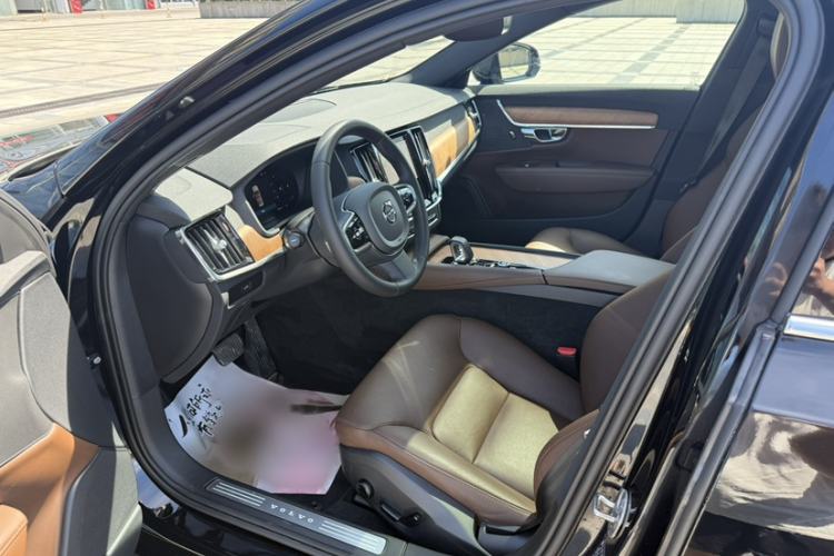Used Volvo S90 2024 B5 Zhiyi Luxury Edition Interior 5