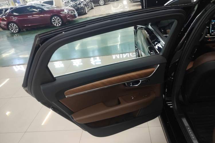 Used Volvo S90 2024 B5 Zhiyi Luxury Edition Interior 8