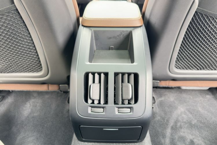 Used Volvo S90 2024 B5 Zhiyi Luxury Edition Interior 9