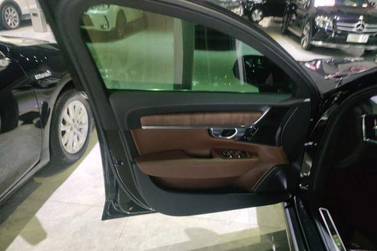 Used Volvo S90 2024 B5 Zhiyuan Luxury Edition Left Front Door Interior